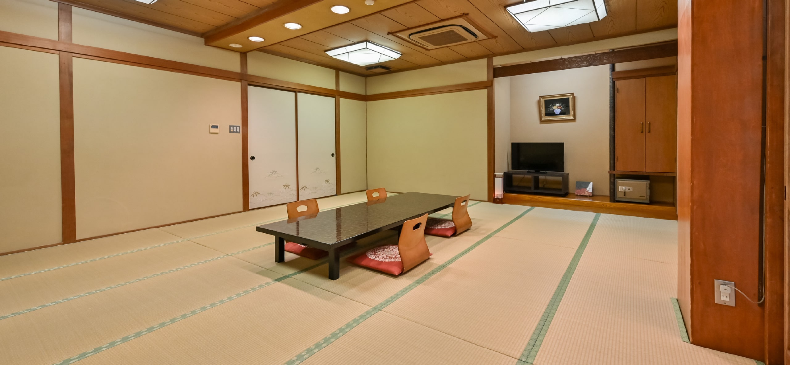 和室15畳以上［ペット不可］