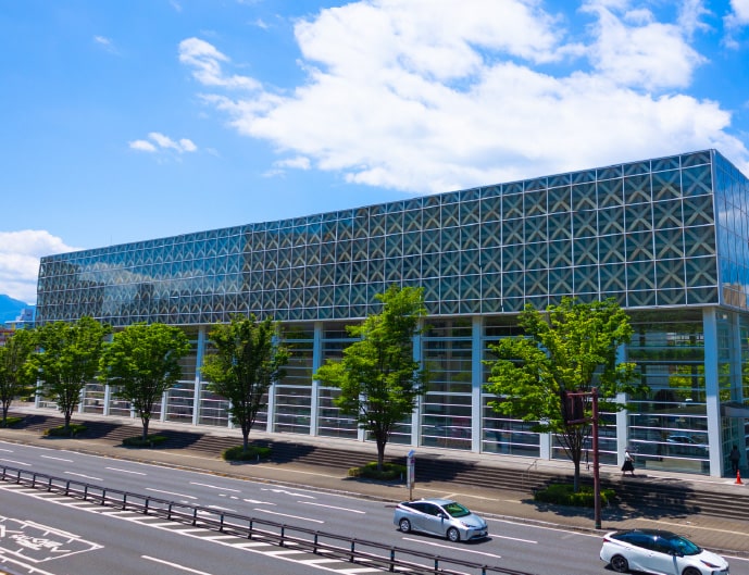 大分県立美術館 OPAM